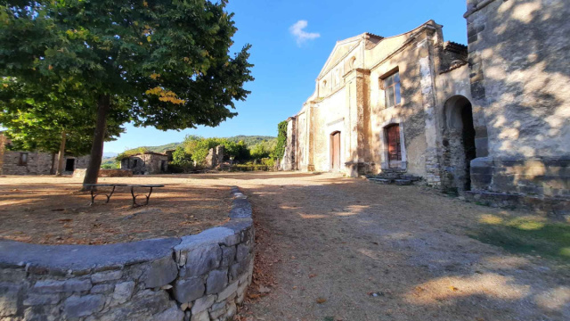 Roscigno Vecchia, il borgo fantasma patrimonio dell'Unesco &copy; Creative Commons
