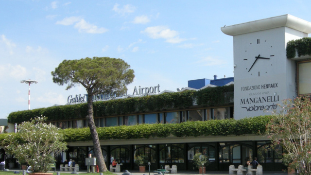 Aeroporto di Pisa-San Giusto - Wikipedia &copy; Creative Commons
