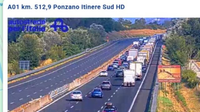 Autostrada A1, camion in fiamme: Milano-Napoli chiusa tra Orte e ... &copy; Creative Commons