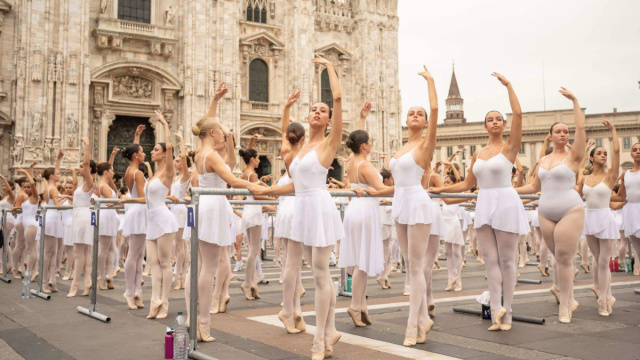 Ballo Bianco di Roberto Bolle in piazza Duomo, le foto &copy; Creative Commons