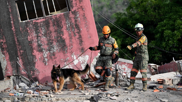 Dopo i terremoti, l'opposizione denuncia ritardi nei soccorsi ... &copy; Creative Commons
