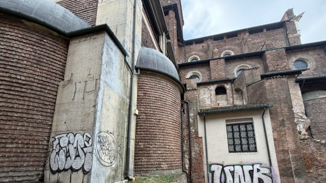 Due murales sul Duomo di Pavia, don Maggi: "Interroghiamoci sui ... &copy; Creative Commons