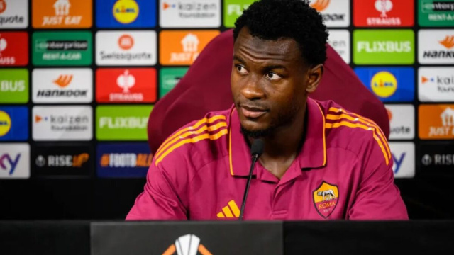 Evan Ndicka, difensore della Roma. Foto &copy; Roma
