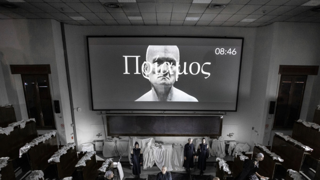 Fino al 12 giugno ILIADE#2_GINOCCHIA di Lenz Fondazione nell'Aula ... &copy; Creative Commons