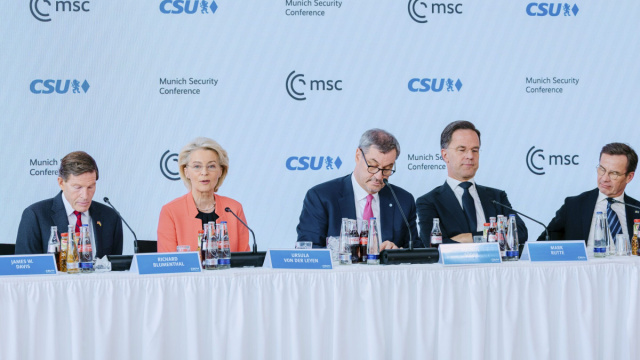 Rutte, von der Leyen e il "cambio di mentalit&agrave;" dei Paesi dell'UE ... &copy; Creative Commons