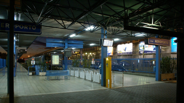 Stazione di Pisa Aeroporto - Wikipedia &copy; Creative Commons
