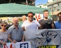 Pontida divisa su Salvini: magliette pro e contro il leader della Lega