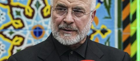 Iran, Ghalibaf: 'Hormuz chiuso senza rispetto diritti e impegni USA'