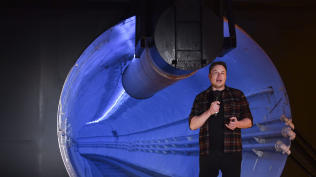 Elon Musk: "I tunnel sono il futuro". Ma ora il suo &egrave; un parcheggio &copy; Creative Commons