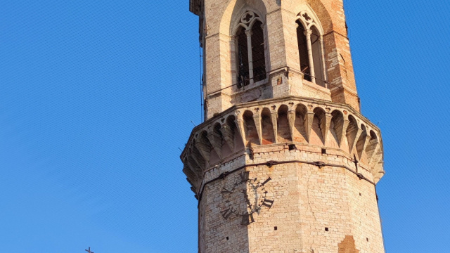 Basilica di San Pietro (Perugia) - Wikipedia &copy; Creative Commons