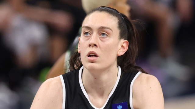 File:Breanna Stewart WNBA Finals 2024 (cropped).jpg - Wikimedia ... &copy; Creative Commons