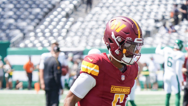 Jayden Daniels Named Commanders' Starting QB &copy; Creative Commons