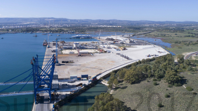 Porto di Augusta - Autorit&agrave; di Sistema Portuale del Mare di ... &copy; Creative Commons