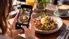 I like influenzano anche ciò che mangiamo: lo studio sul cibo visto sui social