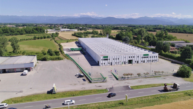 Ceccarelli inaugura nuovo polo logistico in Friuli - AdriaPorts &copy; Creative Commons