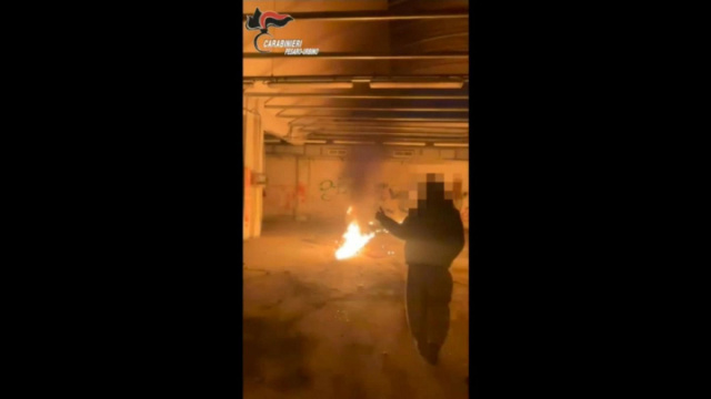 Fabbricavano Molotov: 4 ragazzi indagati a Pesaro &copy; Creative Commons