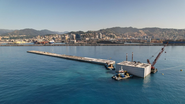 Nuova Diga Foranea di Genova  Webuild Group &copy; Creative Commons