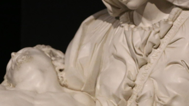 Il calco della Piet&agrave; di Michelangelo in mostra ad Alba. Fino al 1 ... &copy; Creative Commons