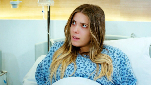 Il coma di Yildizi in Forbidden Fruit &copy; Mediaset.