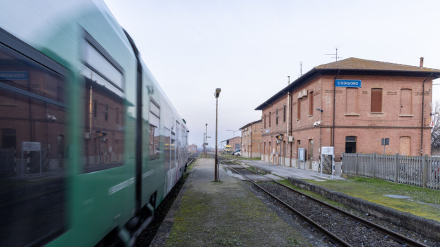 Linea Ferrara-Codigoro - FER - Ferrovie Emilia-Romagna &copy; Creative Commons