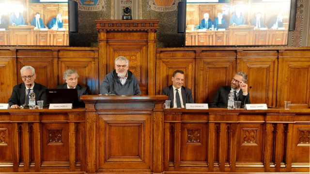 Sicurezza, regole e aiuti per il commercio: queste le richieste di ... &copy; Creative Commons