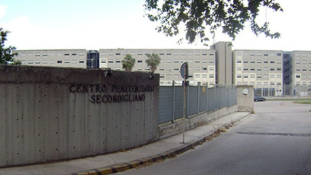 Carcere di Secondigliano - ministero di Grazia e Giustizia.