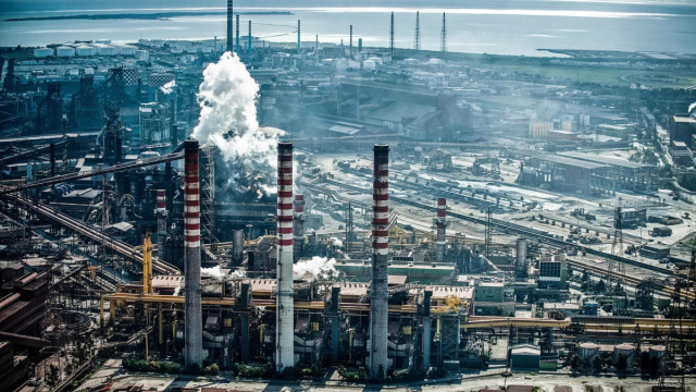 L'impatto ambientale dell'impianto siderurgico di Taranto: le ... &copy; Creative Commons