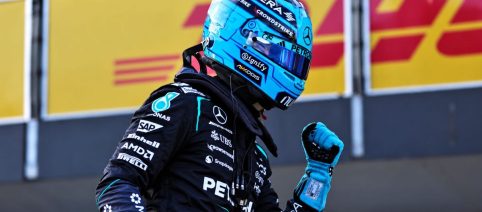 George Russell conquista la Pole a Baku