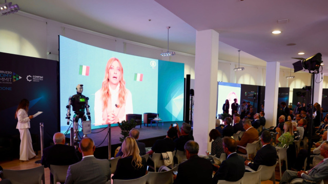 ABRUZZO ECONOMY SUMMIT: VIDEOMESSAGGIO MELONI, "REGIONE TRAINANTE ... &copy; Creative Commons