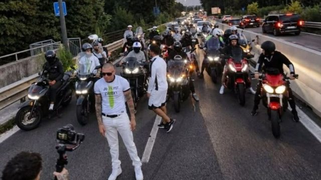 Bratan gira il video musicale sulla Milano-Meda - foto dalla pagina Instagram del rapper