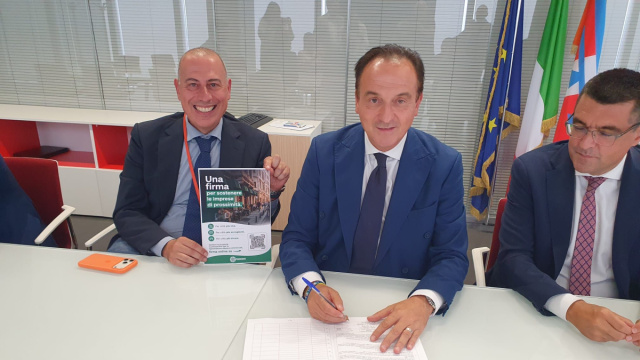 Confesercenti Piemonte: il Presidente della Regione Alberto Cirio ... &copy; Creative Commons