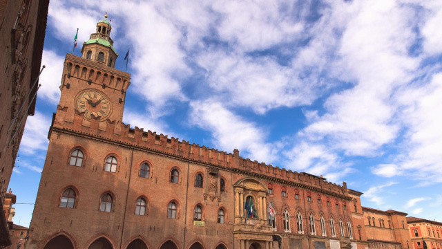 Palazzo d'Accursio &egrave; la sede del Municipio di Bologna - Guido Barbi &copy; Creative Commons