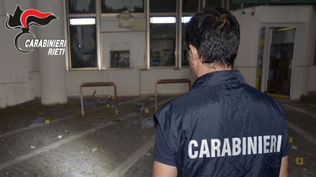 Pescorocchiano. Assalto a sportello bancomat: i Carabinieri ... &copy; Creative Commons