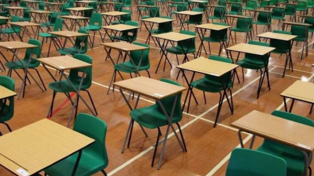 Studentessa con niqab a scuola: '&Egrave; una scelta, mi sento integrata'