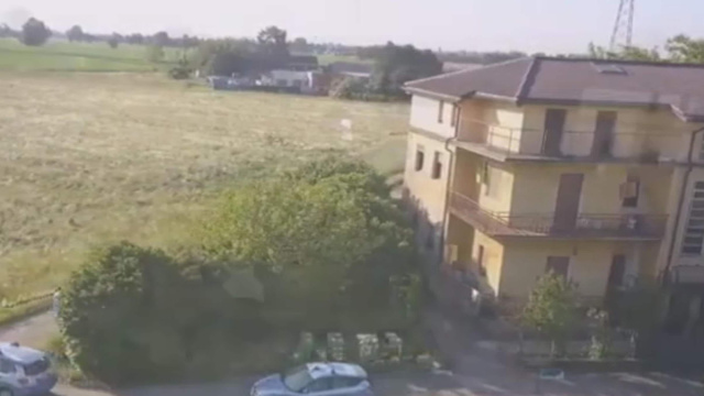 Lodi, 15enne trovato morto vicino a un traliccio dell'alta ... &copy; Creative Commons