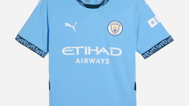 Maglia Calcio Ufficiale Puma Manchester City Home Replica 24-25 M ... &copy; Creative Commons