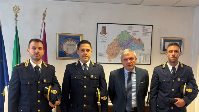 Archivio della Questura di Ancona pagina: 3  Polizia di Stato &copy; Creative Commons