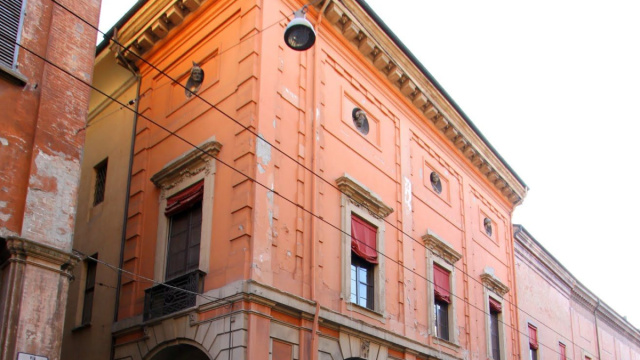 Via San Felice 24, 22 (N.62) - Palazzo dei Conti Pallavicini ... &copy; Creative Commons