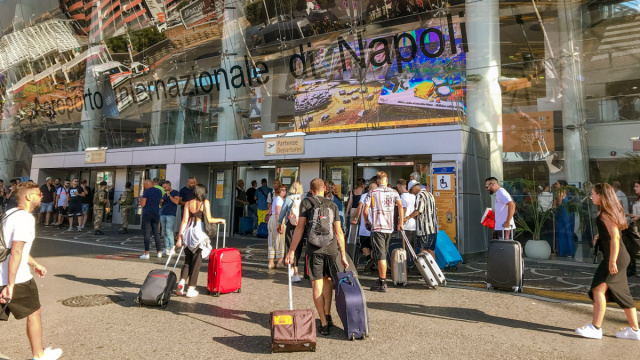 Aeroporto di Napoli: Tutte le informazioni utili - Turista Fai Da Te &copy; Creative Commons