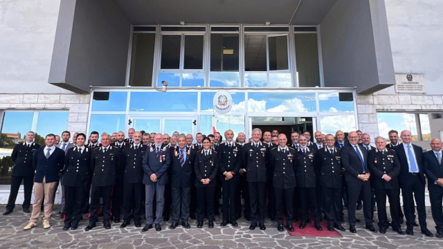 Il generale di corpo d'armata Aldo Iacobelli visita il Comando ... &copy; Creative Commons