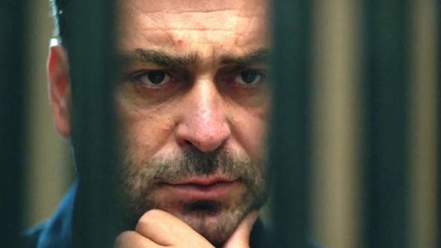 Cihan finisce dietro le sbarre &copy; Atv.