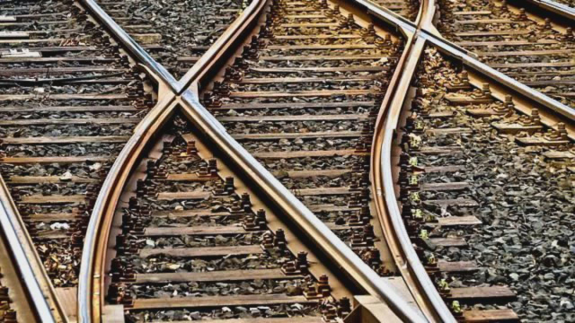 Ferrovie, lavori su linea Tirrenica, stop treni tra Pisa e ... &copy; Creative Commons
