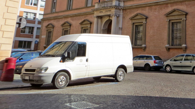 File:Palazzo del Tribunale (Parma) - facciata 2017-04-06.jpg ... &copy; Creative Commons