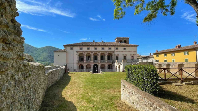 Palazzo Ducale Cesi - Le Terre dei Borghi Verdi &copy; Creative Commons