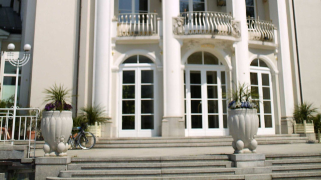 Kurhaus di Merano - Wikipedia &copy; Creative Commons