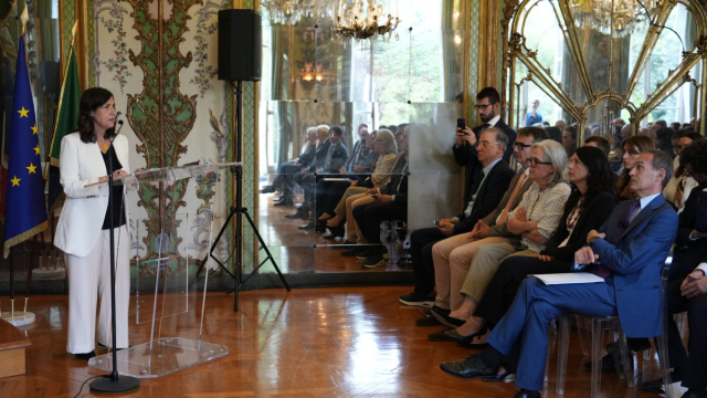 Einstein Telescope, Todde a Parigi rilancia Lula e spinge l ... &copy; Creative Commons