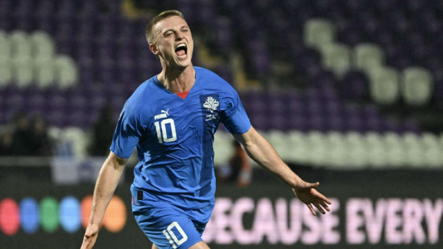 Gudmundsson d&agrave; segnali di ripresa con l'Islanda: doppietta e ... &copy; Creative Commons