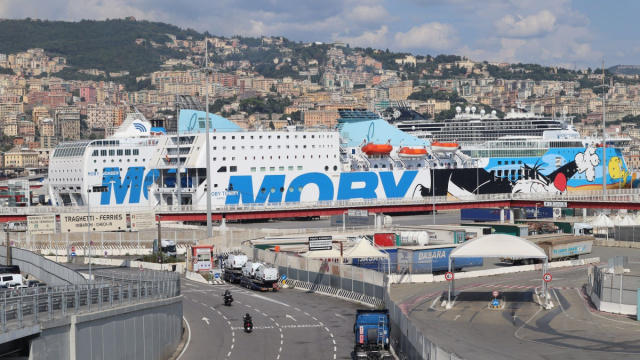 Porto passeggeri - Autorit&agrave; di Sistema Portuale Mar Ligure Occidentale &copy; Creative Commons