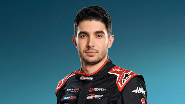 Sagoma di Cartone ESTEBAN OCON &ndash; "F1 Racing Driver" Life-Size ... &copy; Creative Commons