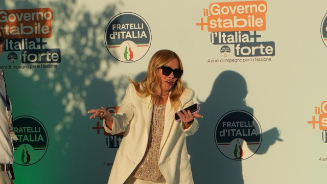 Giorgia Meloni a Bari, la manifestazione per il record del governo ... &copy; Creative Commons